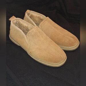 Minnetonka Men's Brown Suede Slip-On Loafers